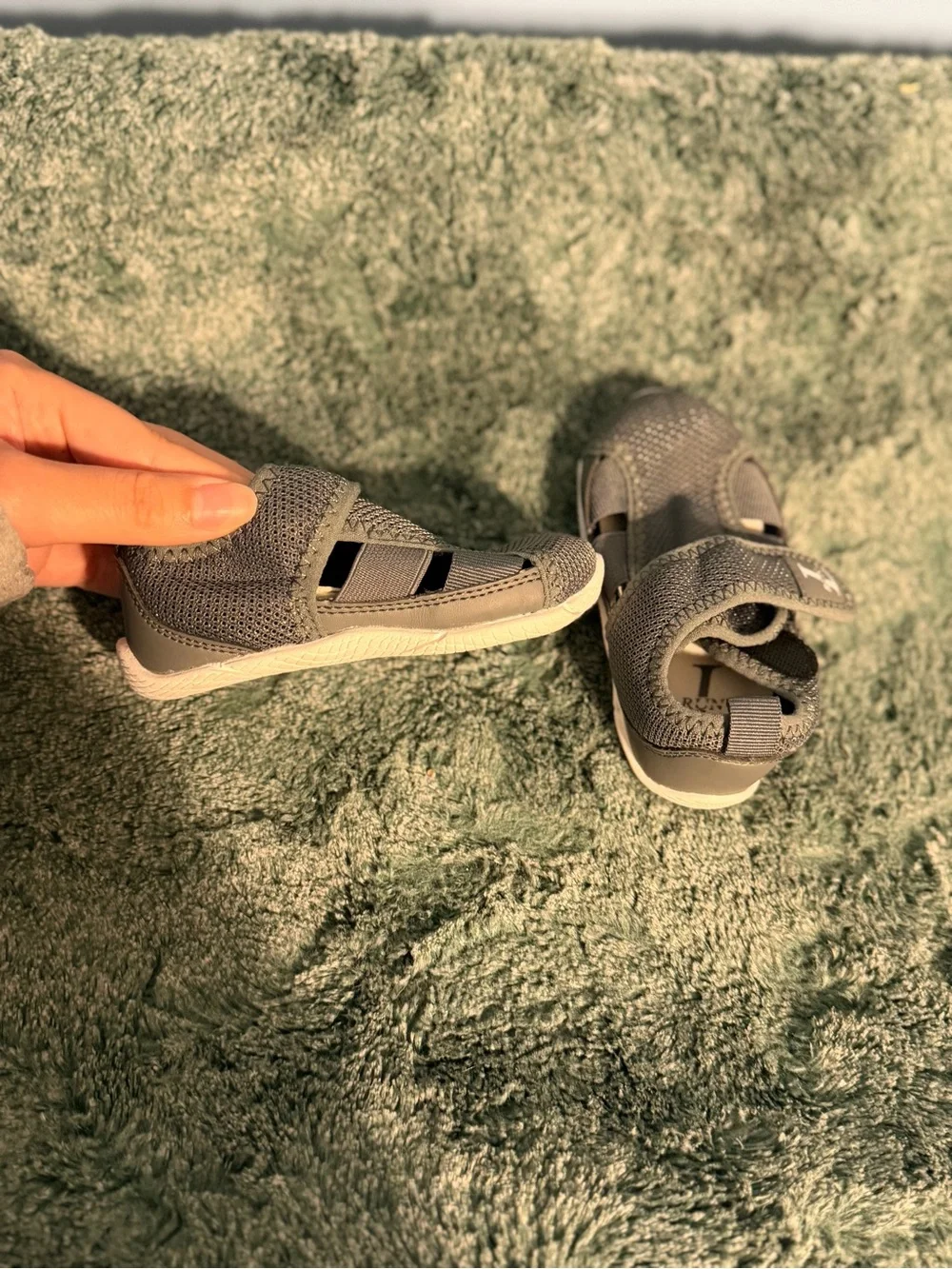 Gray Toddler Mesh Sandals with Hook-and-Loop Strap Size 5.4 in heel to toe